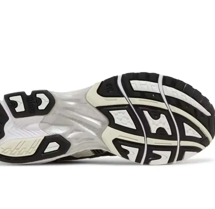 Black Gel-Kayano Metallic Cream ASICS Plum 14 0620